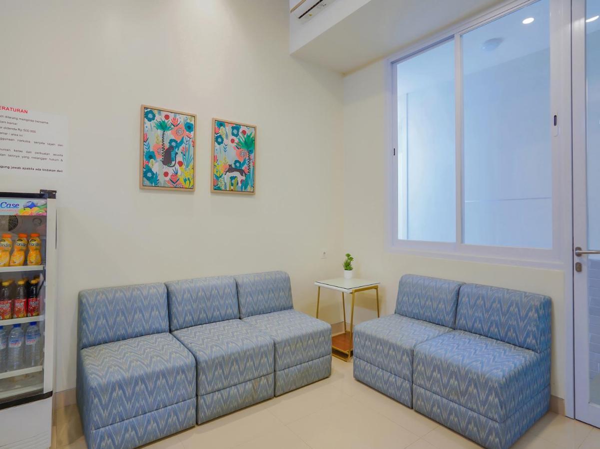 Super Oyo Capital O 90336 Olive Guest House Surabaya Exterior photo