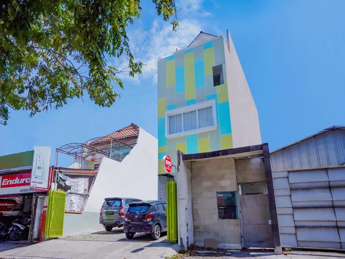 Super Oyo Capital O 90336 Olive Guest House Surabaya Exterior photo