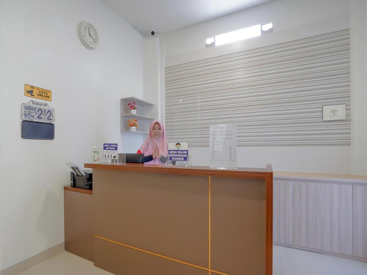 Super Oyo Capital O 90336 Olive Guest House Surabaya Exterior photo