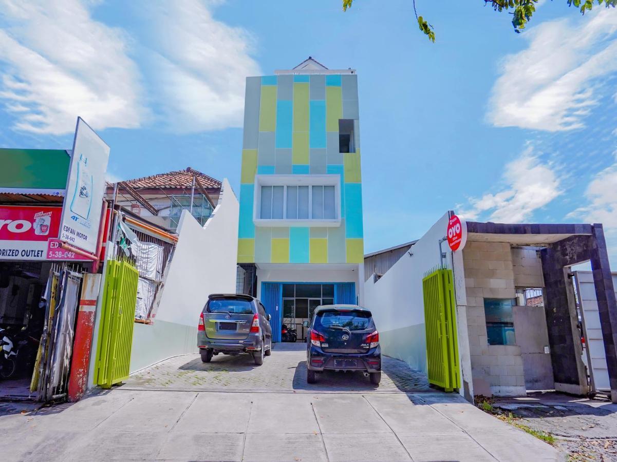 Super Oyo Capital O 90336 Olive Guest House Surabaya Exterior photo
